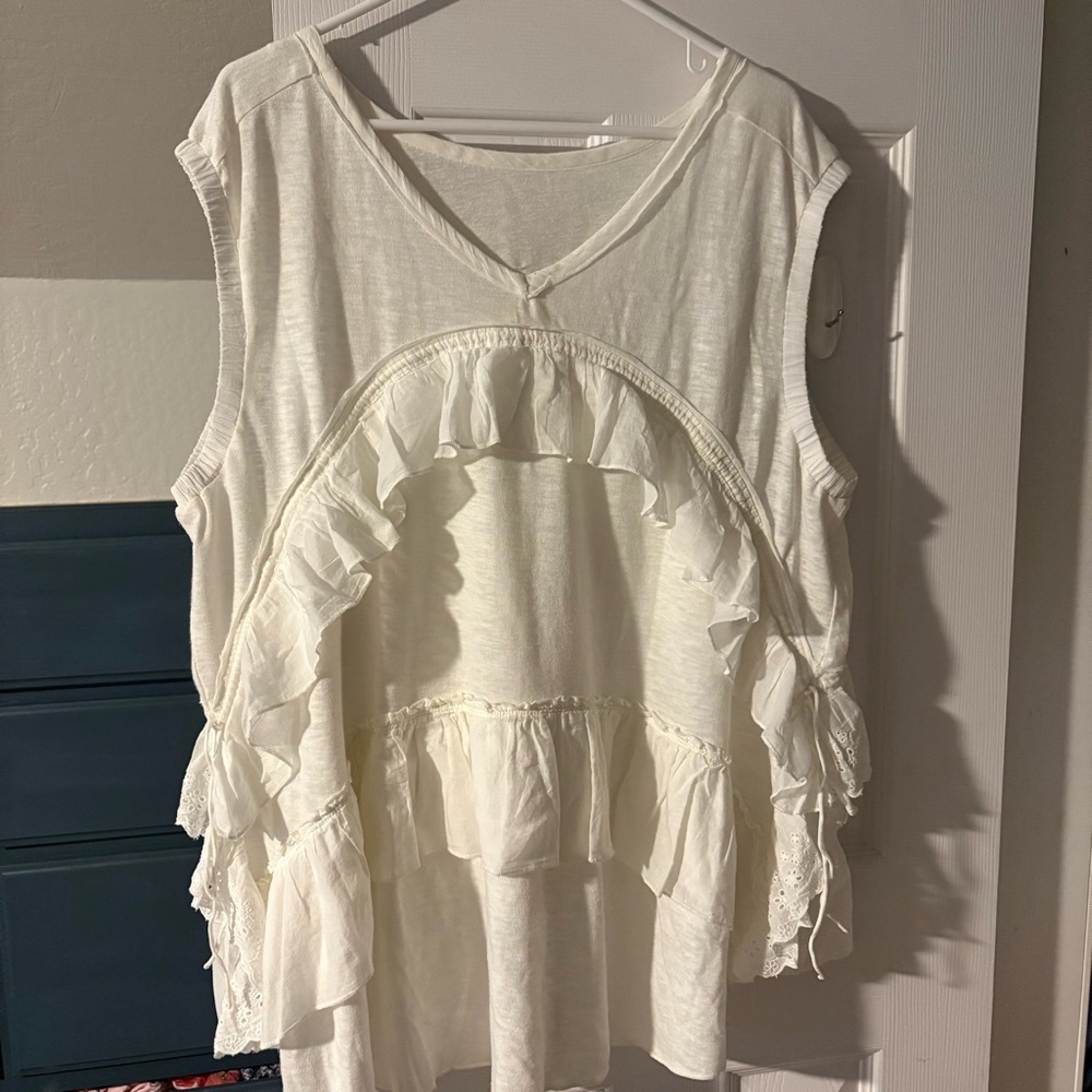 Free People Oversized Ruffle Sleeveless Top - Picture 5 of 8